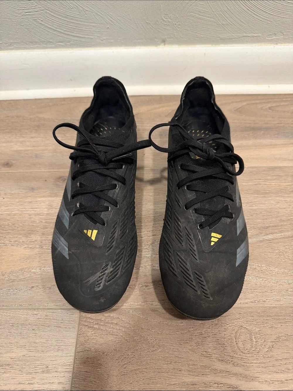 Adidas Predator Men’s Soccer Cleats, Size 6.5